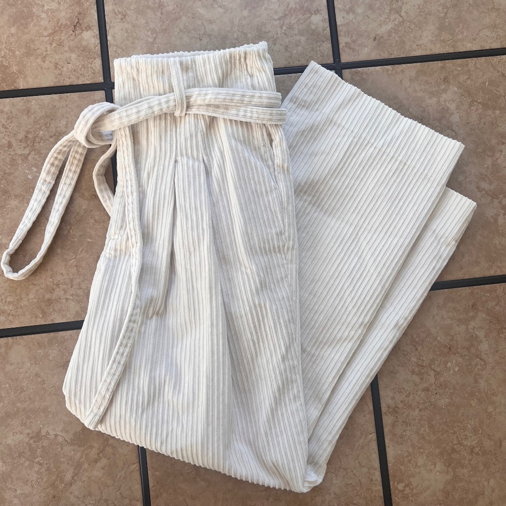 King and tuckfield CORDOROY belted pants